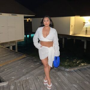 PLT set cover up matching set bubble textured white